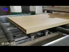 Đường đè phẳng tấm cửa PVC