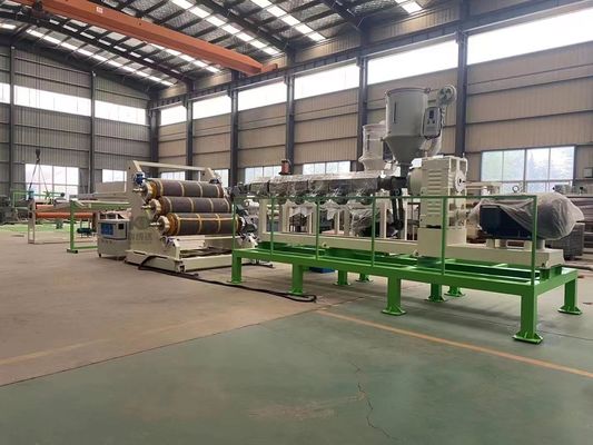 Single Conical PE Sheet Extruder Single Screw Extruder Machine 150 ~ 200kg/H