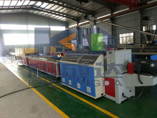 Wooden Extrusion Plastic PVC Foam Skirting Board Extruder Machine Production Line