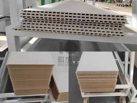 5.5kgs/M2 PVC Wall Panel Plastic Wood Grain PE Extruder Machine for Bamboo Fiber Integrated Wall Panel