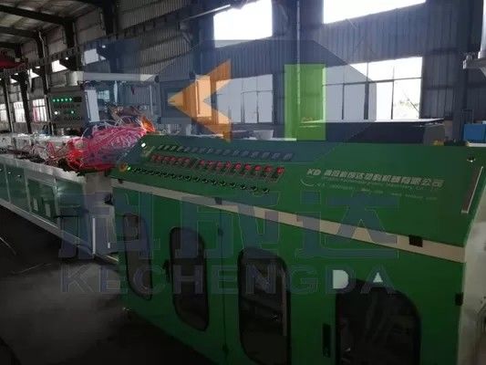 90 Mm Screw WPC Board Making Machine Line With Hard Tooth Surface Reducer