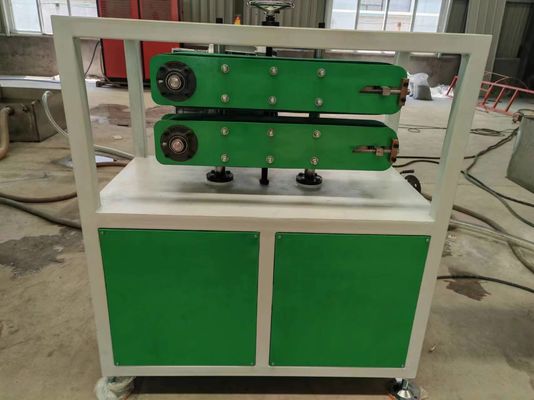 Belt type tractor, pipe or hose line auxiliary machine