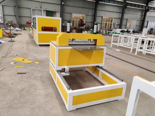 180-250kg/H Capacity 3D PVC Wall Panel Extrusion Line With One Feed Feeding Mode